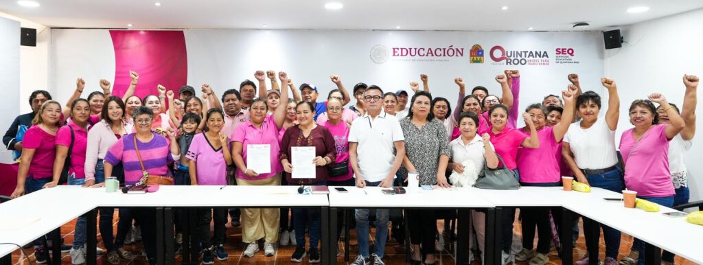 la secretaria de educacion dse reune con la CNTE