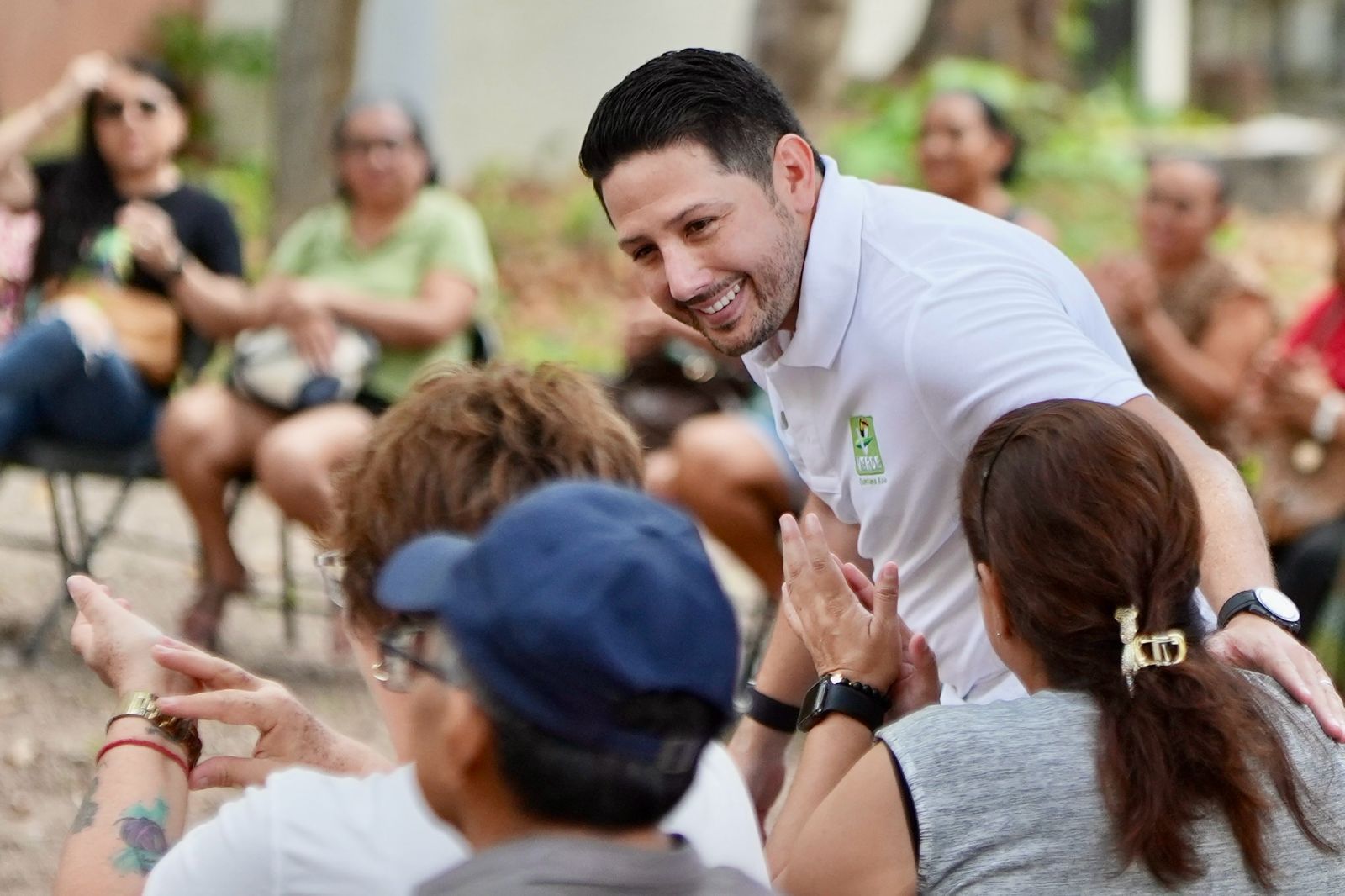 Renana Sánchez en Reunión con militantes del partido verde