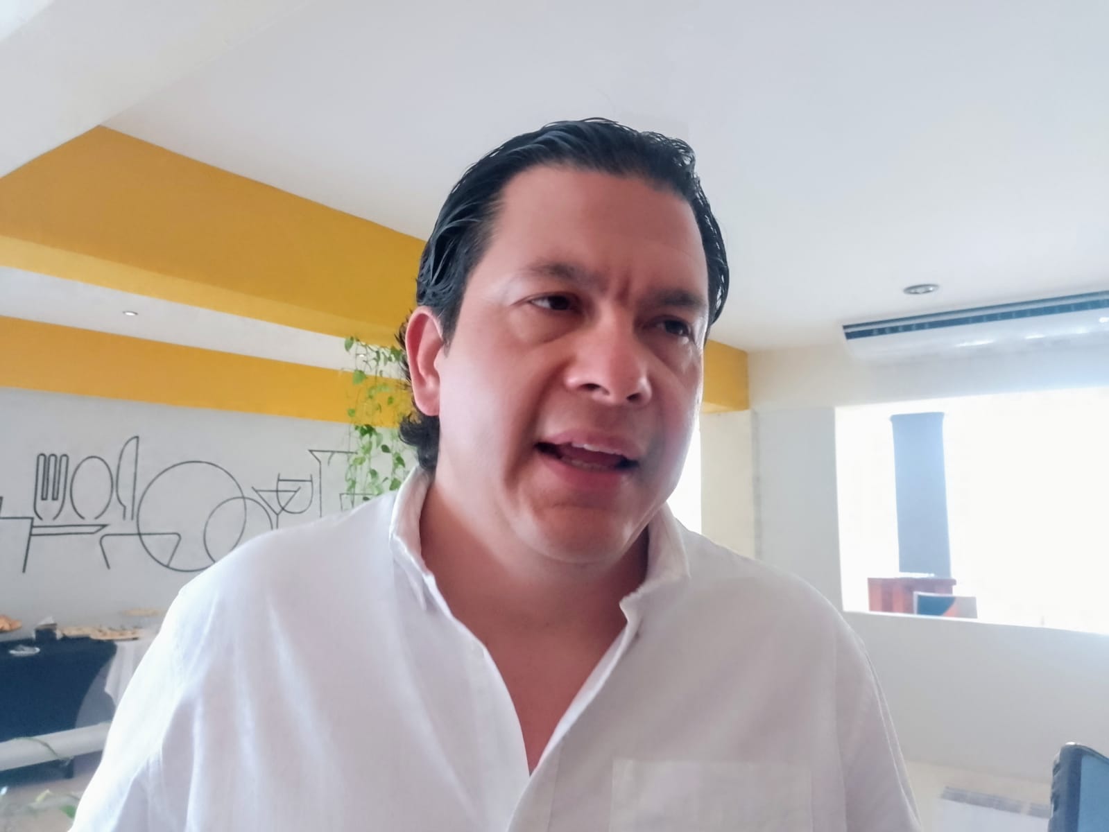 El comisionado del Instituto de Acceso a la Información y Protección de Datos Personales de Quintana Roo (IDAIPQROO), Roberto Agundis Yerena