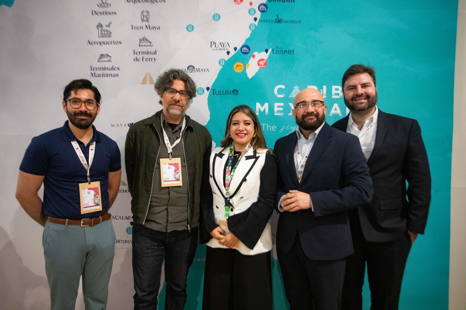 autoridades de la unesco y playa del carmen