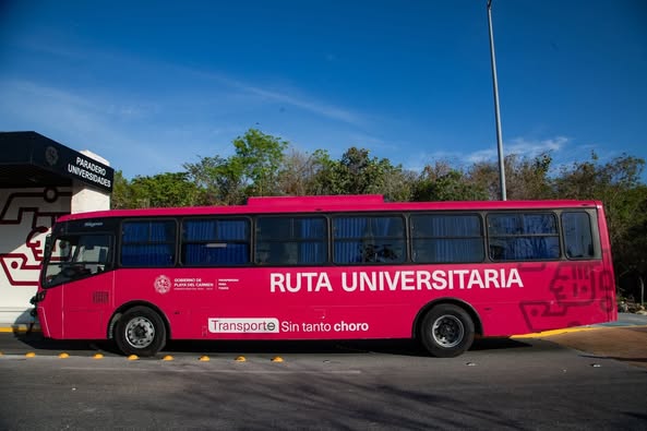 Transporte universitario gratuito en playa del carmen
