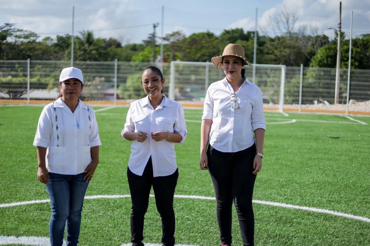 Yensuni Martinez entrega cancha en Rojo Gomez.
