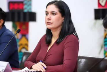 Estefanía Mercado activa «Mini fonden» de 40 mdp para enfrentar huracanes en Playa del Carmen