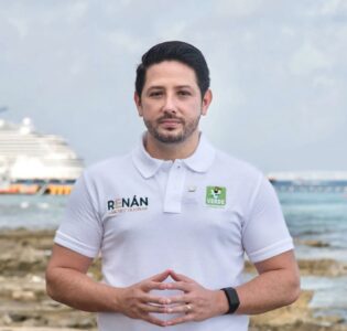 La suspensión del cuarto muelle en Cozumel logro ciudadano; Renán Sánchez Tajonar 