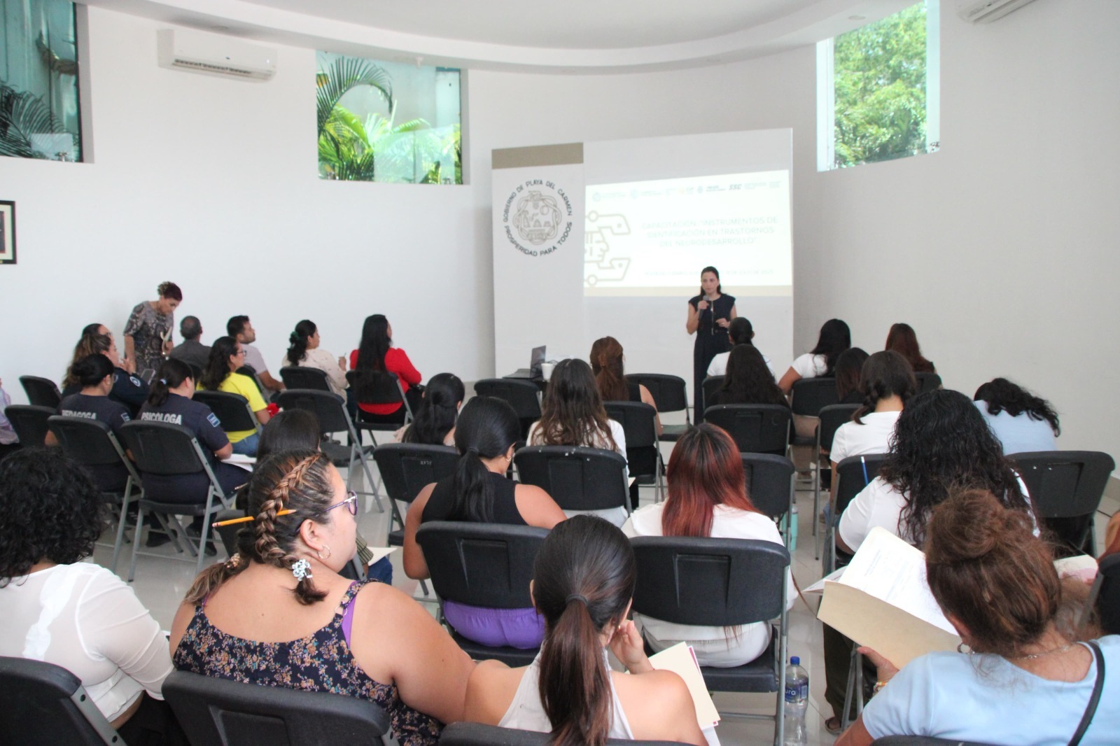 Capacitan en autismo en Playa del Carmen