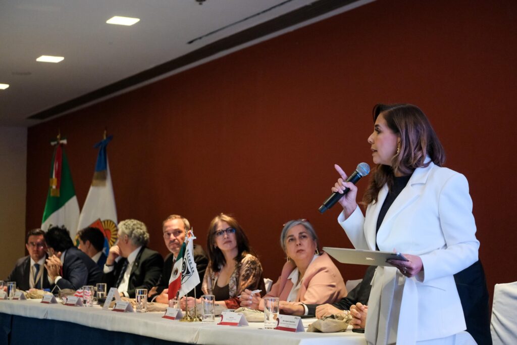 Mara ante inversionista de EU