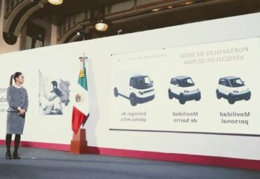 Sheinbaum lanza proyecto Olinia con dos vehículos eléctricos para 2026
