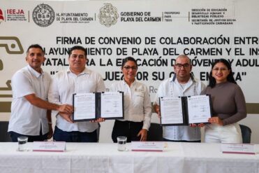  Trabajadores municipales de Playa del Carmen podrán concluir estudios básicos