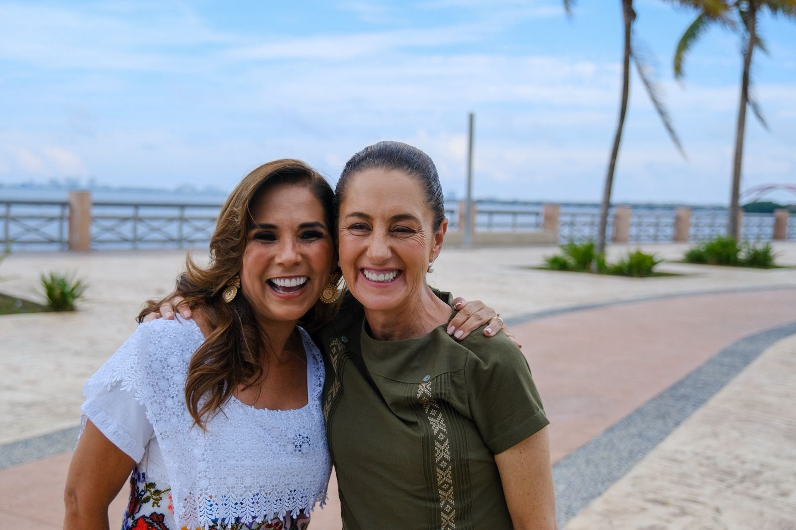 Mara y Claudia