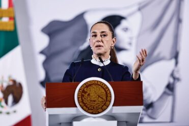 Claudia Sheinbaum confirma alza salarial