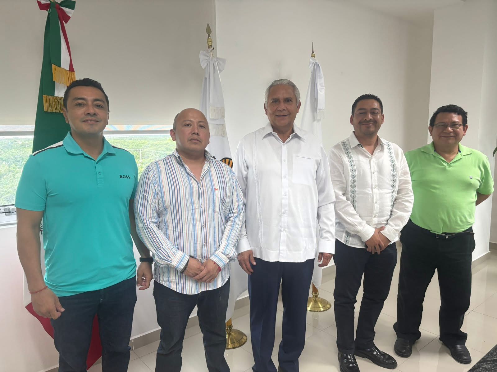 Quintana Roo, Raciel López Salazar, se reunió con representantes del sector empresarial de la zona sur del estado para fortalecer la colaboración