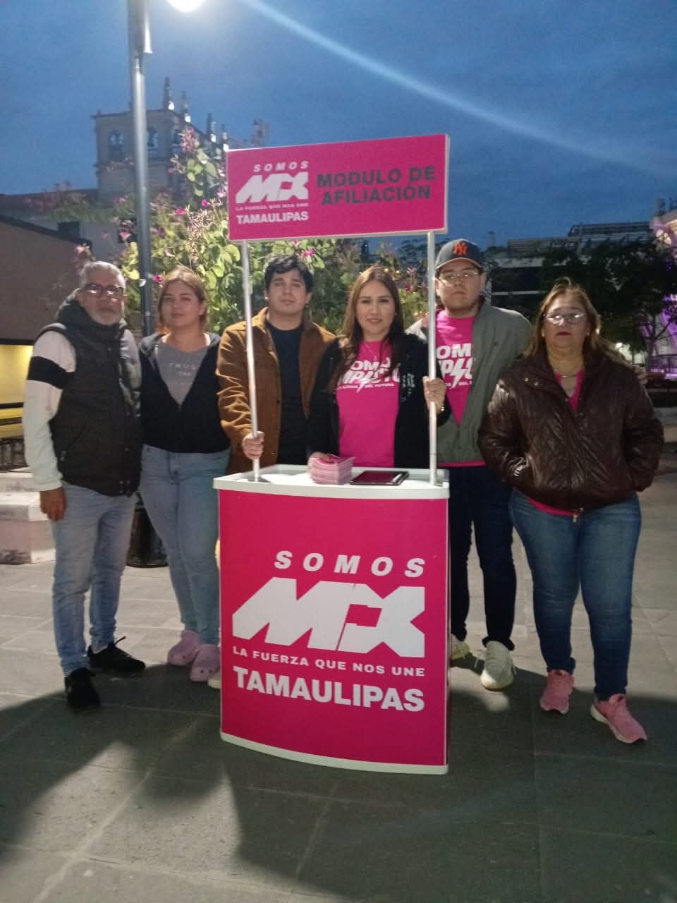 Miembros de Somos MX