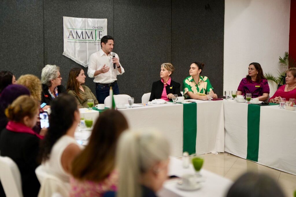 Tajonar en Ammje cancún 