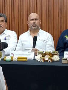 La SEDARPE anuncian el 32 Congreso Internacional de Actualización Apícola, en Chetumal