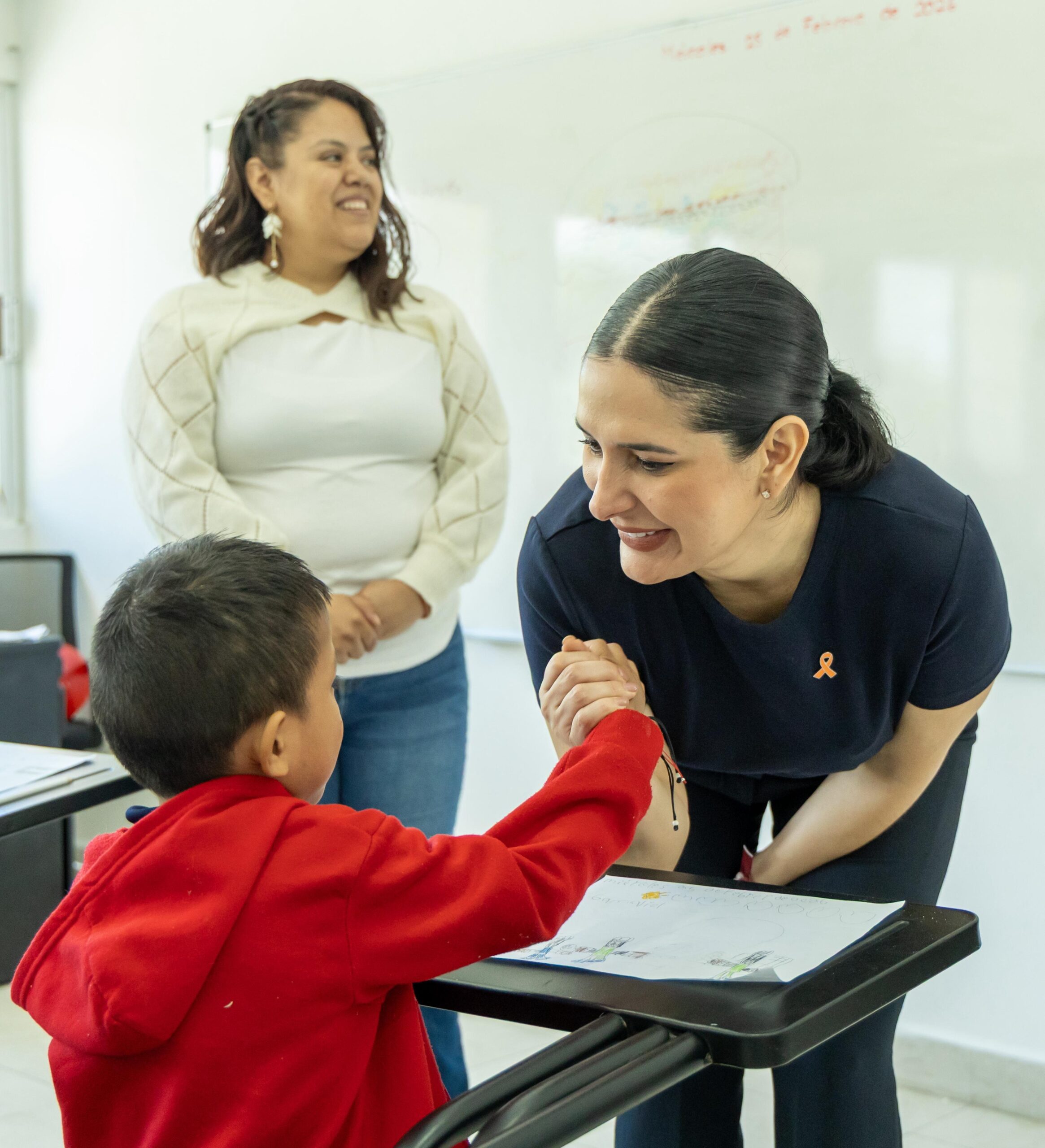 Donan presios para guarderias